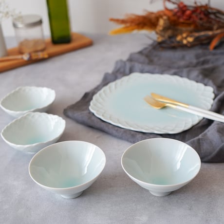 鍋島」青磁蝶形皿 完品 【公式通販】