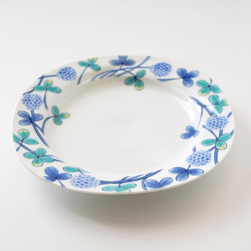 受注生産】色鍋島白詰草文ケーキ皿【2～3ヶ月でお届け】 | 鍋島 虎仙窯