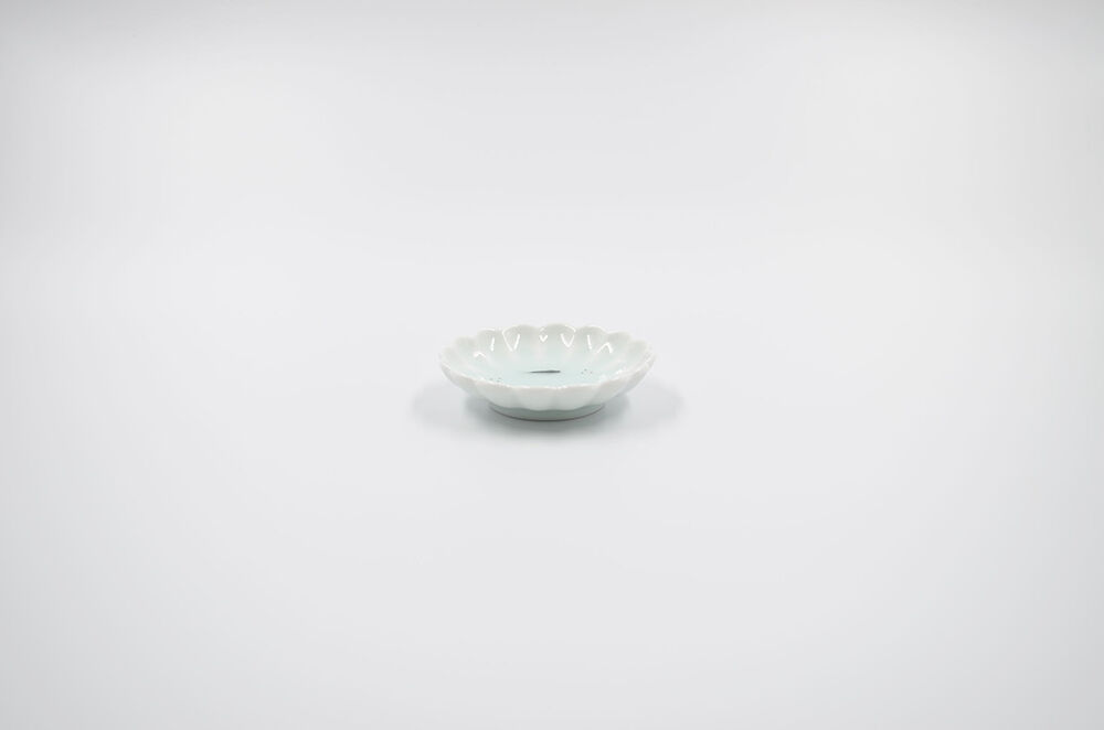 菊花紋様　脚付き長方形青磁水盤　　盆栽鉢　陶磁器 笹青磁 菊中割6号鉢 | 有田焼 深川製磁｜公式オンラインストア