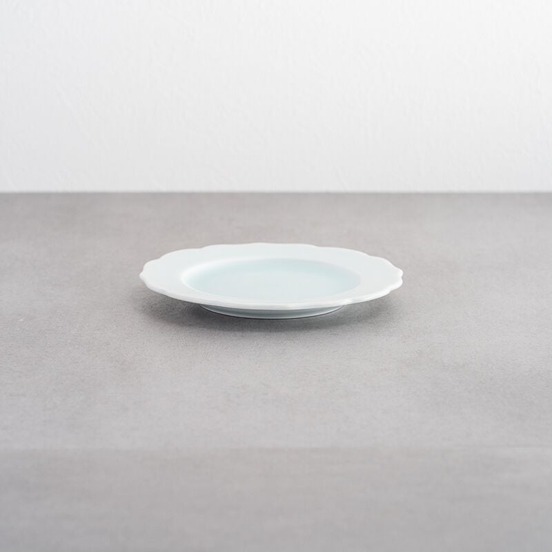 青白磁リム皿（小） | 鍋島 虎仙窯オンラインストア