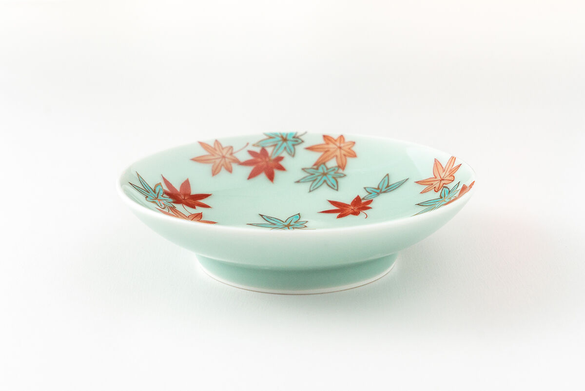 受注生産】鍋島青磁紅葉文5寸高台皿【2～3ヶ月でお届け】 | 鍋島