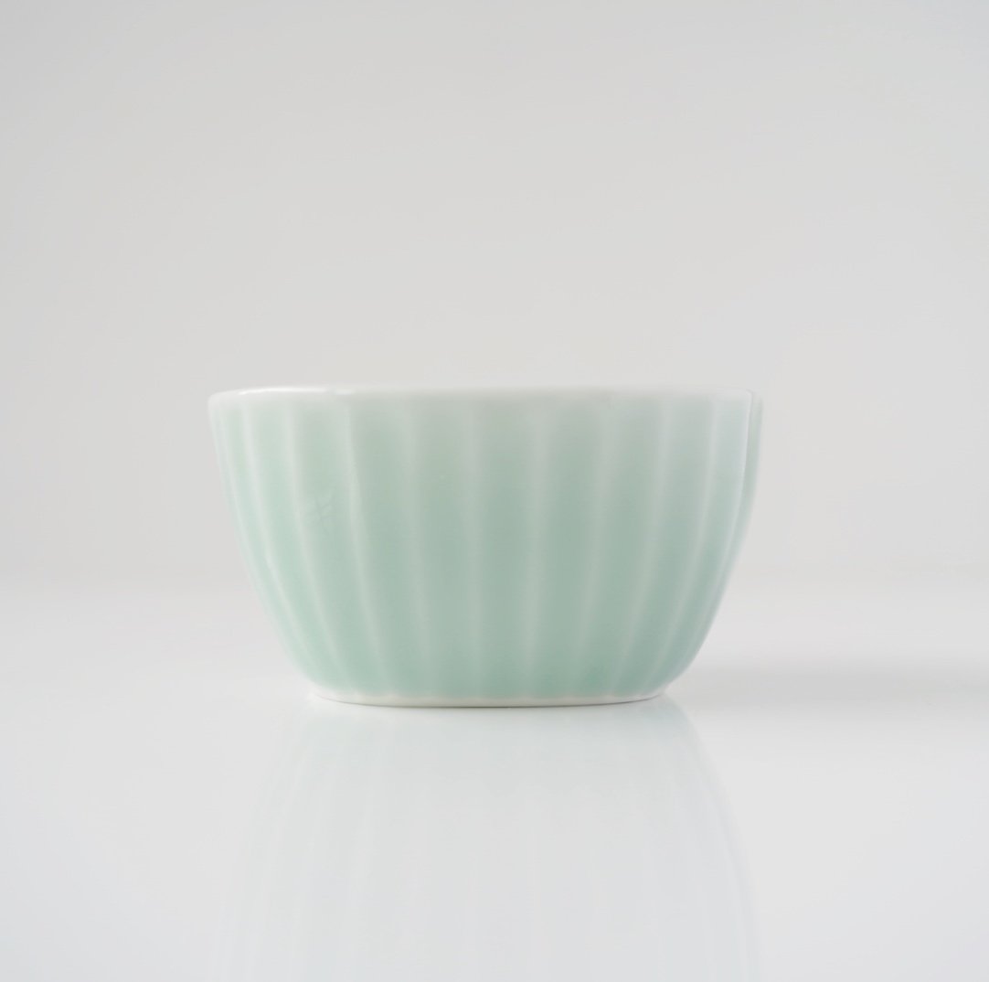 【青白磁杯】 清　磁器　青磁 青磁デザートカップ | 鍋島 虎仙窯オンラインストア