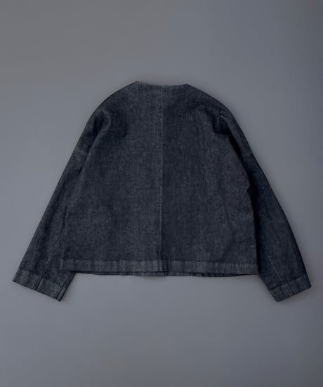 【定番品 ストレッチデニム】これなら毎日でも。大人のためのキレイめデニム ノーカラージャケット / 1162300