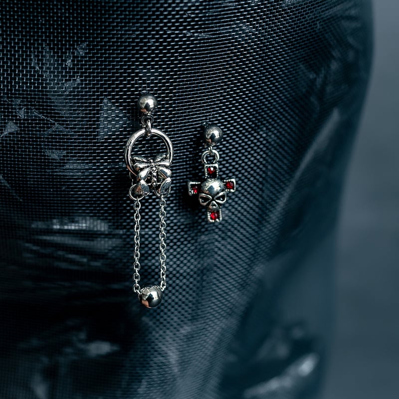 2type クロスフェアピアス ASMAMA 正規品 ENHYPEN ヒスン 着用モデル |