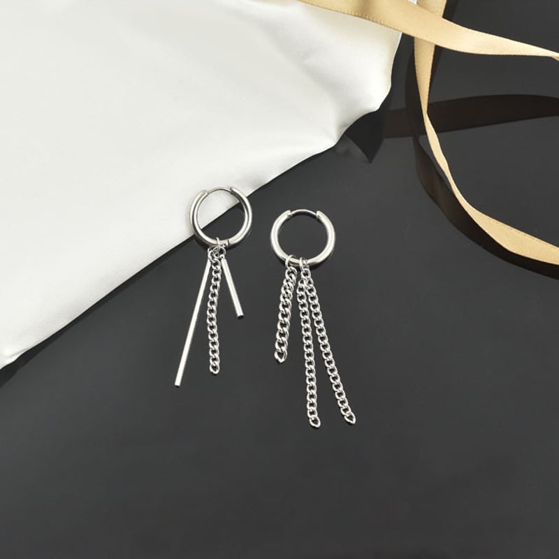 BTS ジョングク グク 着用モデル リングチェーンピアス 2個