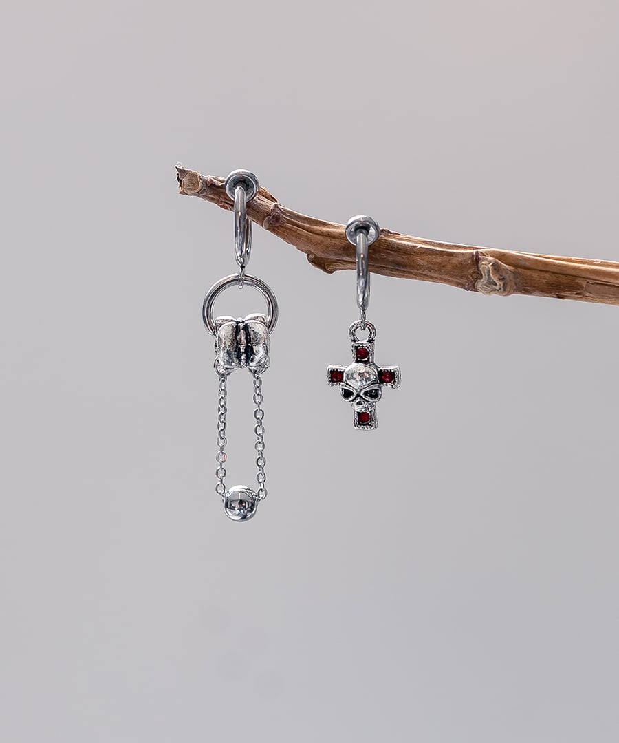 2type クロスフェアピアス ASMAMA 正規品 ENHYPEN ヒスン 着用モデル |