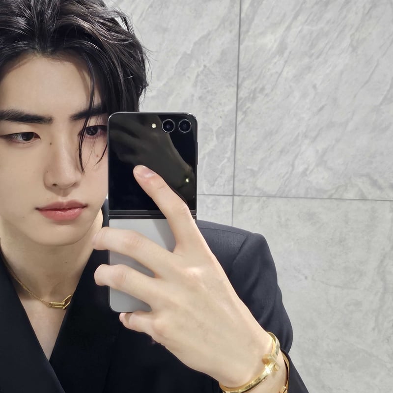 2color ダブリューネックレス ASMAMA 正規品 ENHYPEN ソンフン 着用