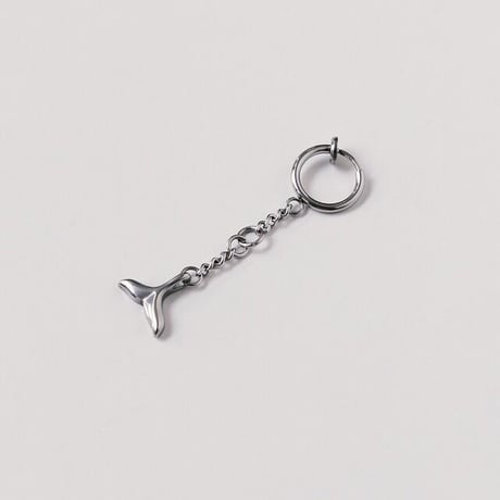 1pc フォーミルピアス イヤリング　ASMAMA 正規品 TXT ヨンジュン 着用モデル