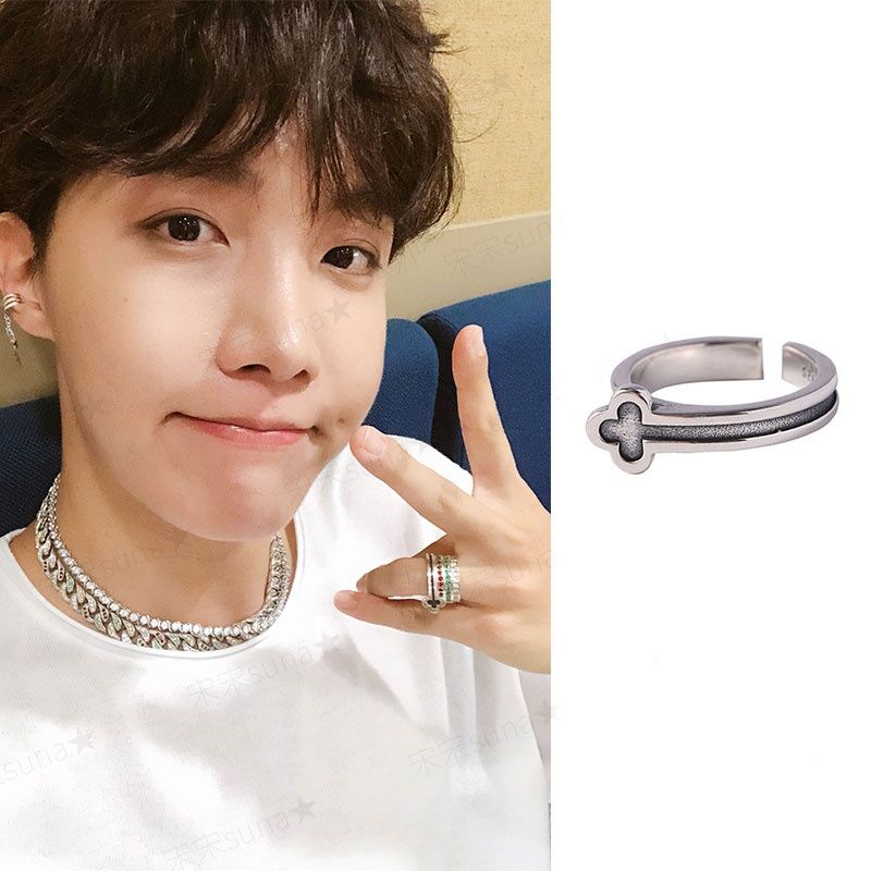 ☆BTS J-HOPE着用☆【KUJAAN】☆Daisy Rin.g☆リング☆関税込☆ BTS J-HOPE ホソク ホビ 着用モデル クローバーリング 92.5%純銀