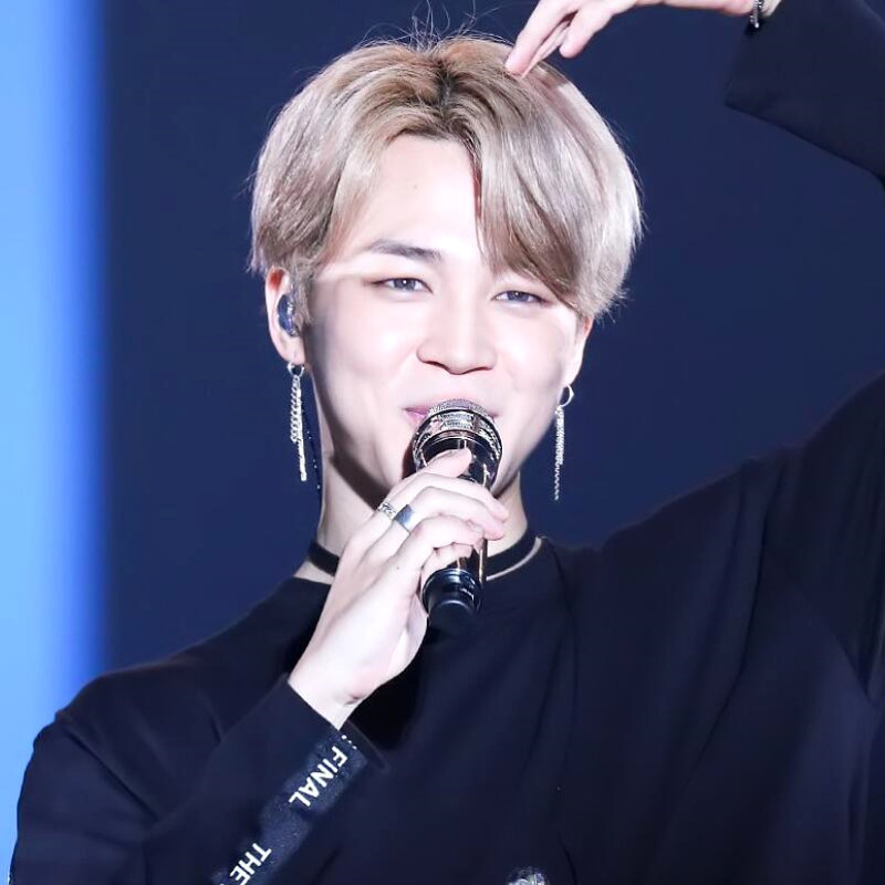 BTS JIMIN ジミン着用モデル チェーンピアス 2個セット | 日本未入荷