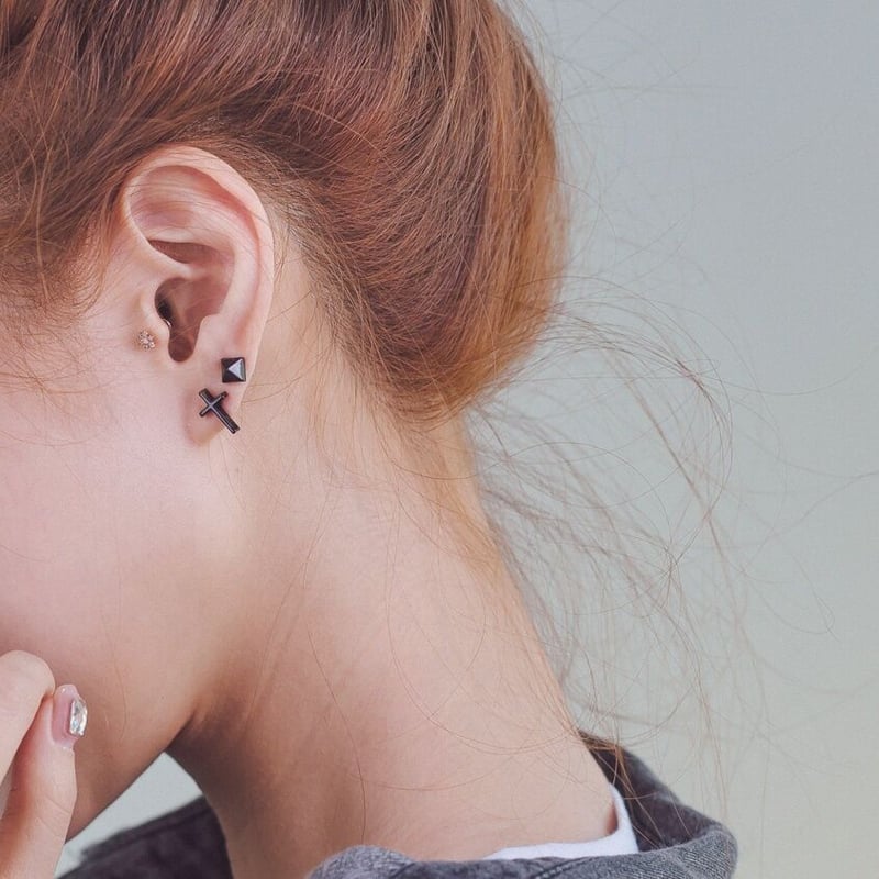 agete ピアス　片耳のみ 1pc 片耳ピアス 4color モノピアス SEVENTEEN JOSHUA 着用モデル |