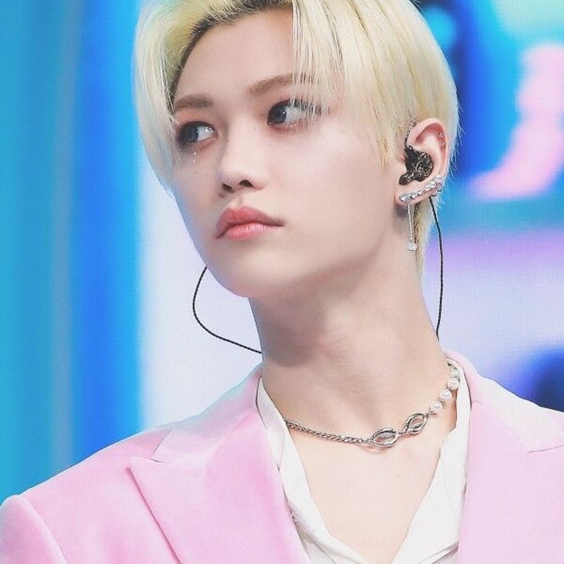 ヒョンジン　straykids スキズ　愛用　正規　ネックレス シェルパールネックレス OuXi 正規品 StrayKids ヒョンジン 着用モデル