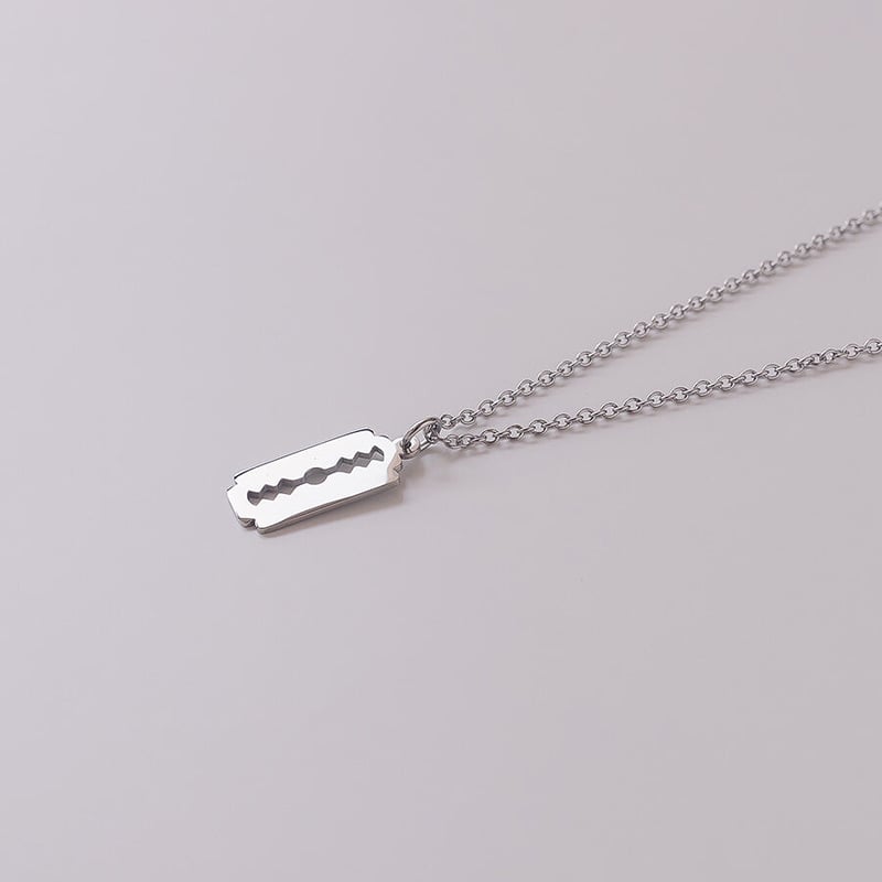 2size アレキシネックレス ASMAMA 正規品 TXT ボムギュ 着用