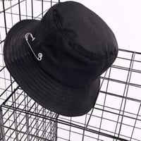 安全ピン バケットハット BLACK
