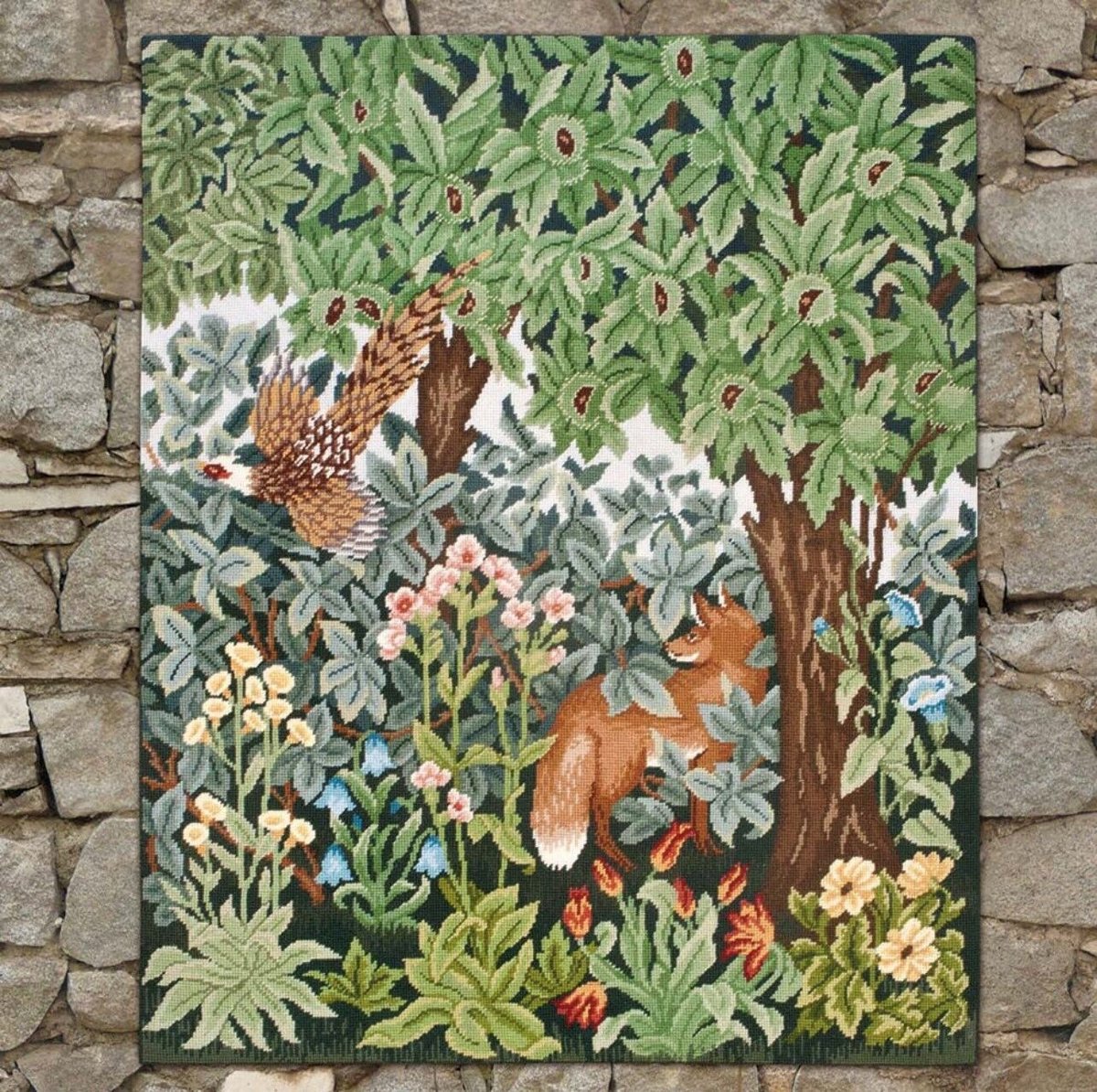 最も安い ベスラッセル 刺繍キットBannies by William De Morgan ベス