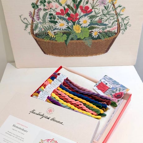 HF刺繍キット『花かご』30-5405