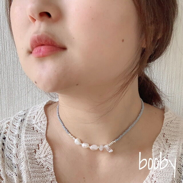 天然水晶×ヴィンテージ紋章チョーカー 淡水パール&天然水晶 くすみカラーチョーカー | booby