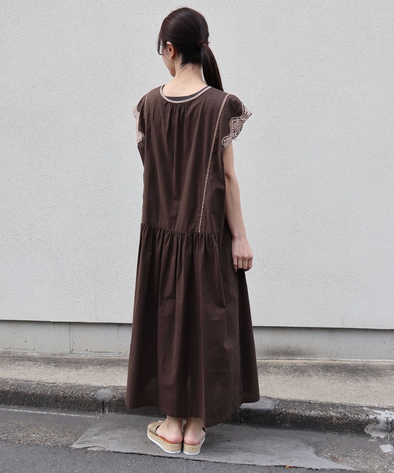 etre relie】バイカラーレース刺繍2WAYワンピース* 153611