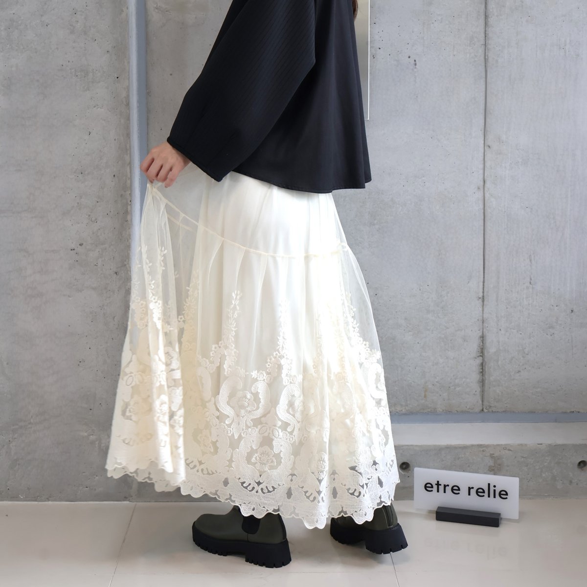 関税送料込★FENDI チュール エンブロイダリースカート fit=scale-down,w=1200