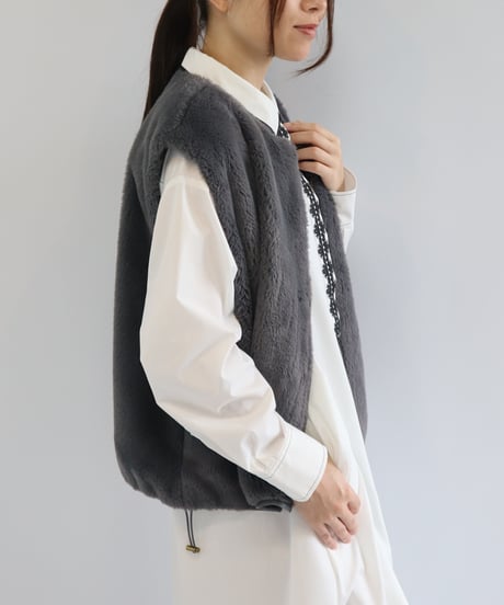 etre relie リバーシブルファーベスト CATEGORY ベスト | etre relie