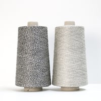追加色！【在庫限り】tricolore-lino / 極細 / 300g (約3,600m)巻き【工場の残り糸】