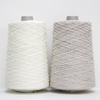 【在庫限り】 Lite-Cotton (4) / 合太 / 300g (約1,110m)巻き 【工場の残り糸】