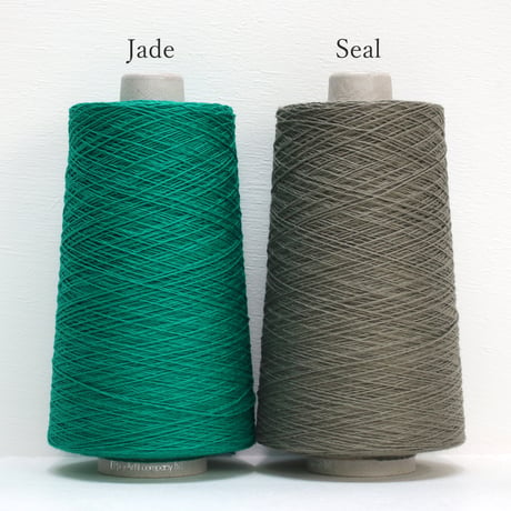 【在庫限り】 Lumina-Cotton (11) / 1/5.6nm (合細) / 300g(約1,680ｍ)巻き 【工場の残り糸】