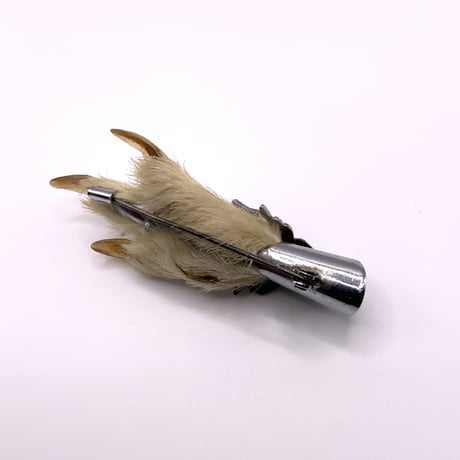 animal hand brooch
