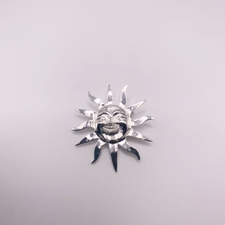 sun vintage brooch