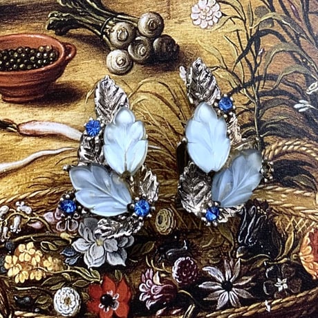 SPHINX vintage earrings