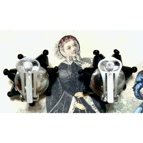 vintage earrings ( 1980's )