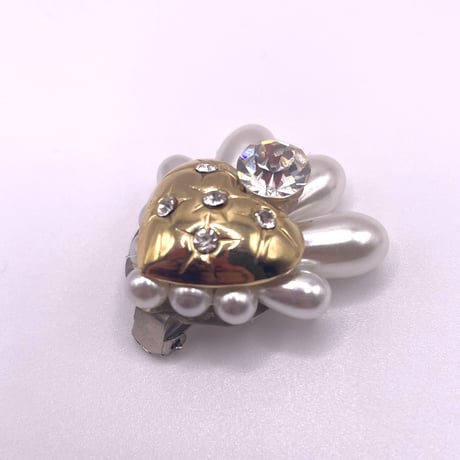 gold heart earrings