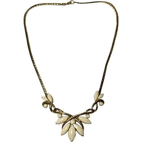 Trifari vintage neckless