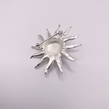 sun vintage brooch