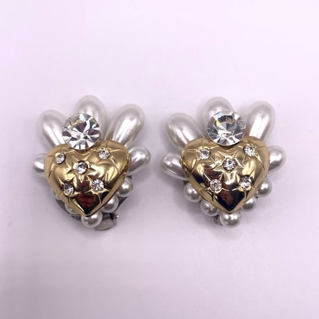 gold heart earrings