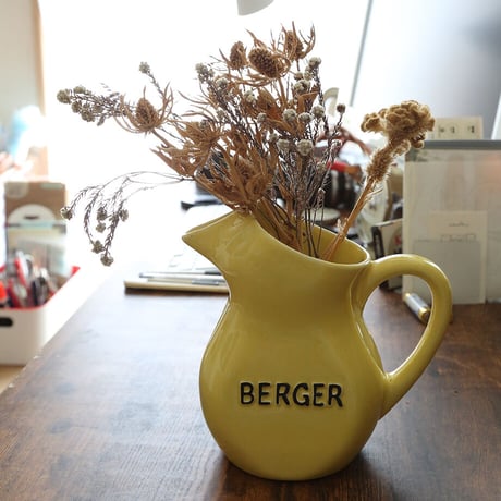 【BERGER】陶器製カラフェ(ウォーターピッチャー・水差し)