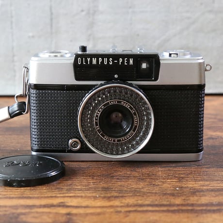 【OLYMPUS】 PEN EE-3 フィルムカメラ（分解整備済・no118）