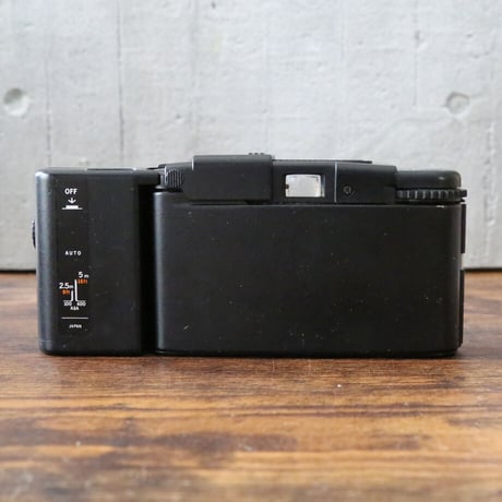 【OLYMPUS】 XA2 フィルムカメラ（分解整備済・フラッシュA11付属・no01）