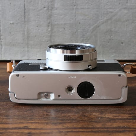 【KONICA】 C35 Flash matic フィルムカメラ（分解整備済・オリジナルストラップ・no34）