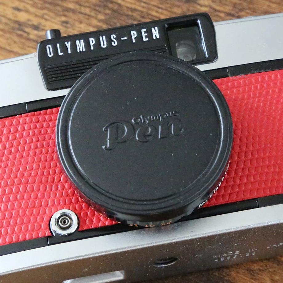 OLYMPUS】 PEN EE-3 フィルムカメラ(分解整備済・レッド OLYMPUS】 PEN EE-3 フィルムカメラ(分解整備済・レッド