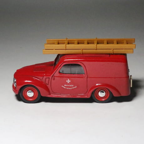 【BRUMM】Fiat 500C Furgoncino （1949） Vigili del fuoco