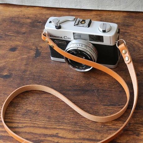 【KONICA】 C35 Flash matic フィルムカメラ（分解整備済・オリジナルストラップ・no34）