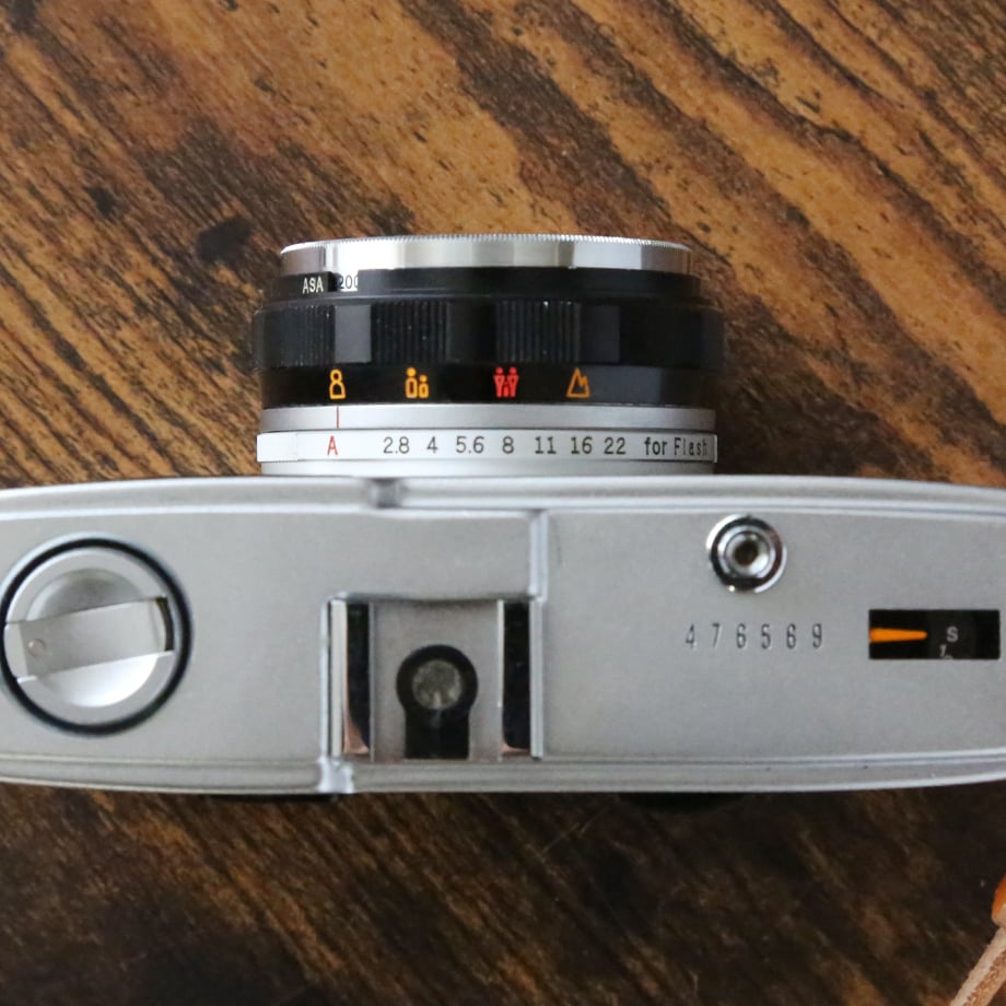 OLYMPUS】 TRIP 35 フィルムカメラ(分解整備済・オリジナル OLYMPUS】 TRIP 35 フィルムカメラ(分解整備済・オリジナル