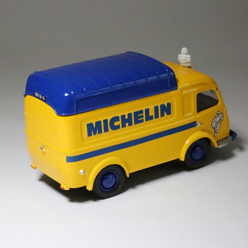 RENAULT 1000 Kg AMBULANCE POMPIERS CORGI EX70538 1:43 of reference