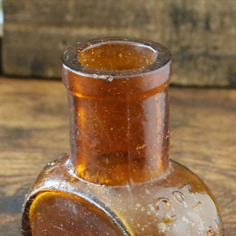 BOVRIL】ボブリル・ガラスボトル（2オンス） | Dear Prudence／ディア