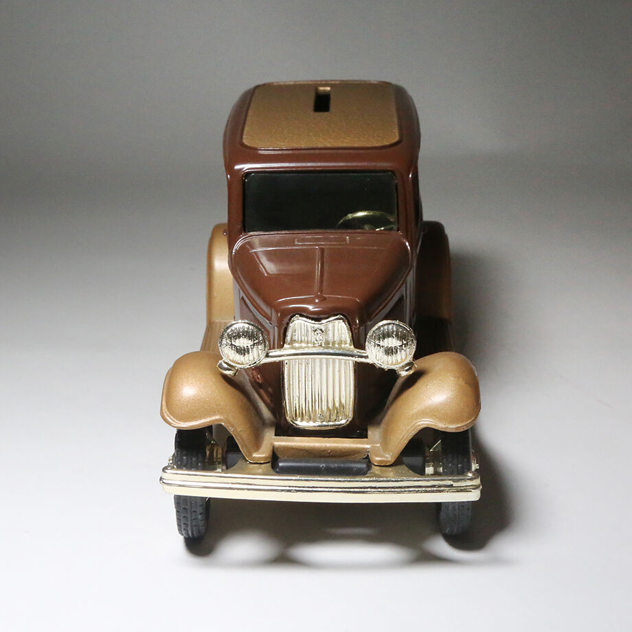 Ertl Collectibles】FORD PANEL TRUCK 1932 Martin