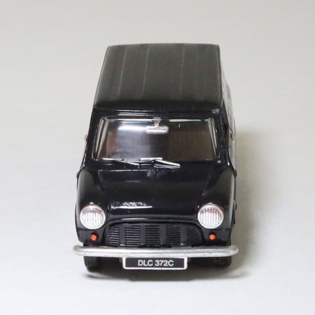 【CORGI】MORRIS MINI VAN BURBERRYS
