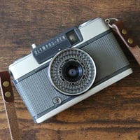 OLYMPUS TRIP35 分解整備済 OLYMPUS】 TRIP 35 フィルムカメラ（分解整備済・レッドリザード