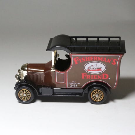 【LLEDO】Bull Nose Morris Van