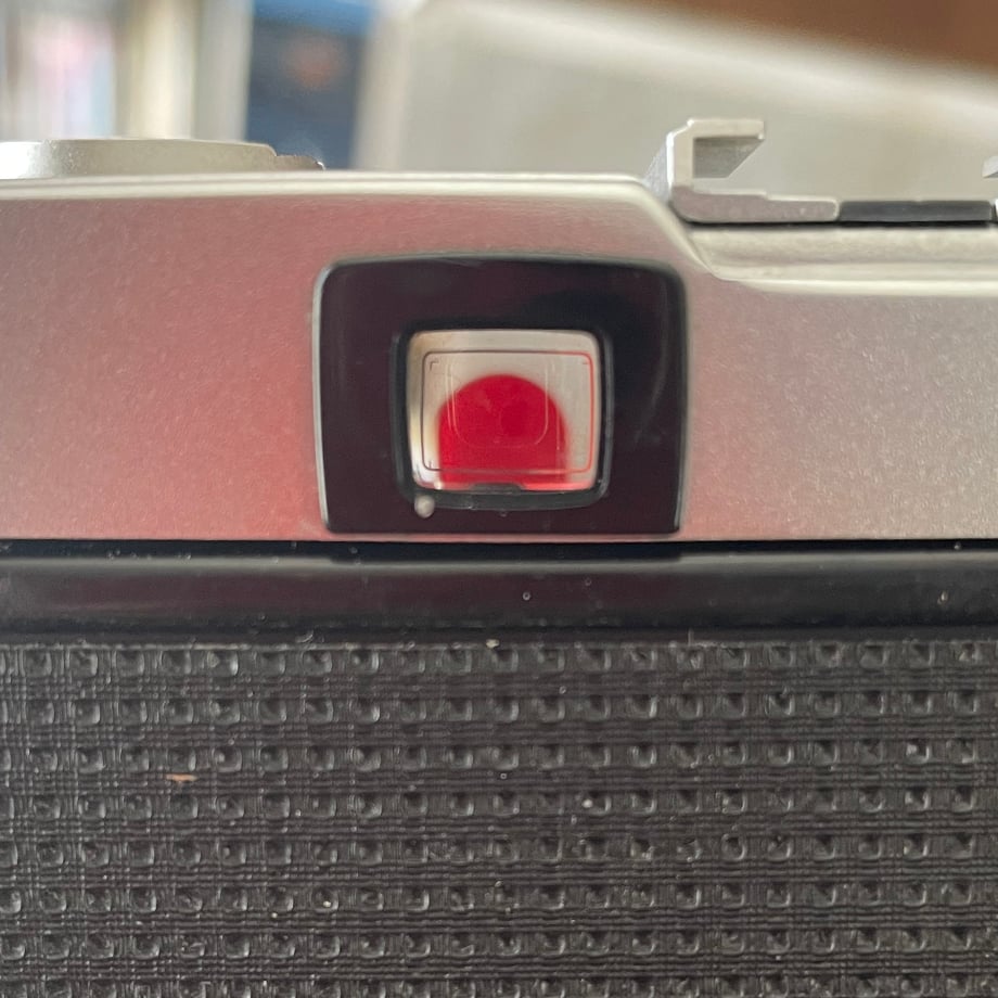 整備済 完動 OLYMPUS TRIP 35 トリップ AE 赤ベロ OK 整備済 完動 OLYMPUS TRIP 35 トリップ AE 赤ベロ OK 【公式通販】